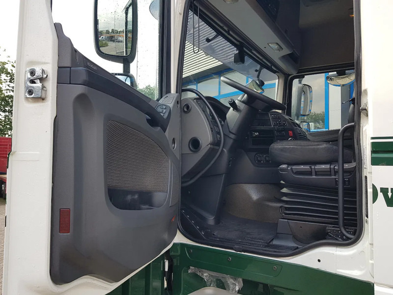 Tractor DAF XF 440 ADR AT FL EXII OX: foto 8 Tractor DAF XF 440 ADR AT FL EXII OX: foto 8