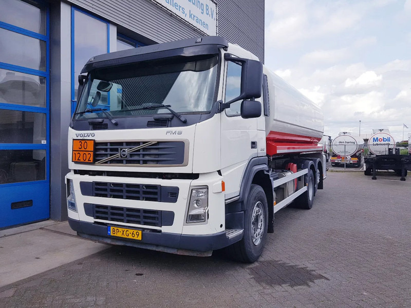 Volvo FM 9.340 Fuel 21.400 Liter 3 Comp Euro 3 - Caminhão tanque: foto 2 Volvo FM 9.340 Fuel 21.400 Liter 3 Comp Euro 3 - Caminhão tanque: foto 2