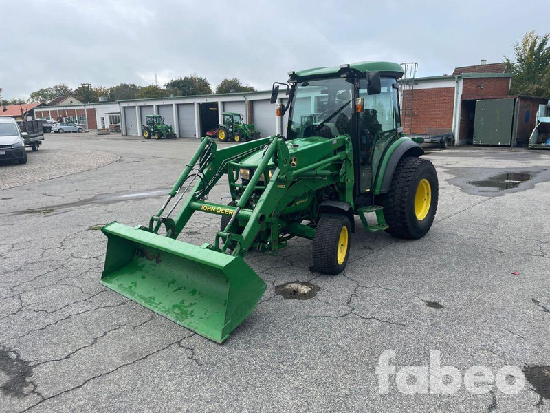 John Deere 4066R - Trator: foto 1 John Deere 4066R - Trator: foto 1