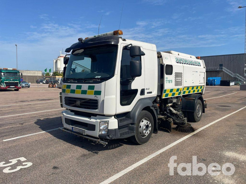 Volvo FL 240 4X2 - Caminhão de lixo: foto 1 Volvo FL 240 4X2 - Caminhão de lixo: foto 1