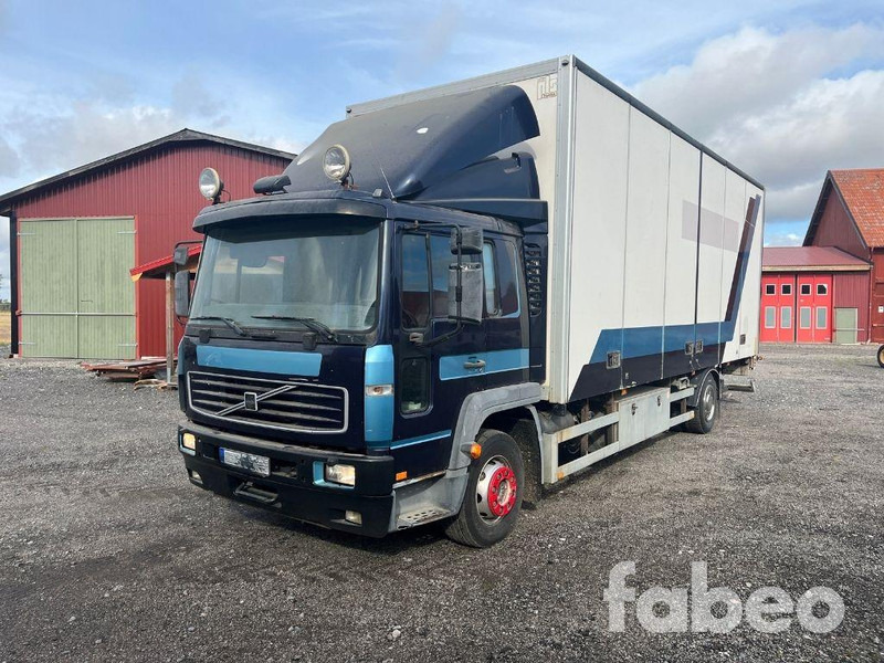 Volvo FL6 H - Camião furgão: foto 1 Volvo FL6 H - Camião furgão: foto 1