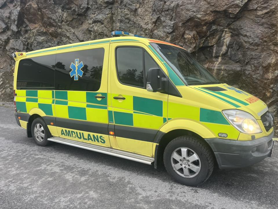 MERCEDES-BENZ Sprinter 316 NGT - AMBULANCE / швидка допомога / shvydka dopomoha - Ambulância: foto 4 MERCEDES-BENZ Sprinter 316 NGT - AMBULANCE / швидка допомога / shvydka dopomoha - Ambulância: foto 4