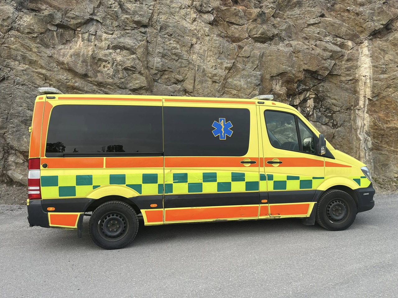 Mercedes-Benz Sprinter 319 - AMBULANCE - SÅLD/SOLD !! - Ambulância: foto 3 Mercedes-Benz Sprinter 319 - AMBULANCE - SÅLD/SOLD !! - Ambulância: foto 3