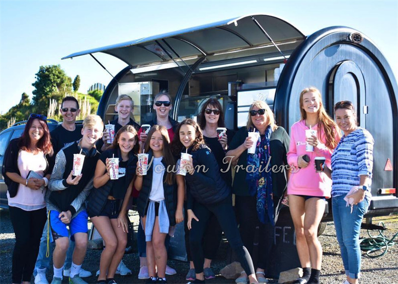 YOWON small fiberglass food vending trailer hot dog cart for Europe - Roulote bar: foto 1 YOWON small fiberglass food vending trailer hot dog cart for Europe - Roulote bar: foto 1