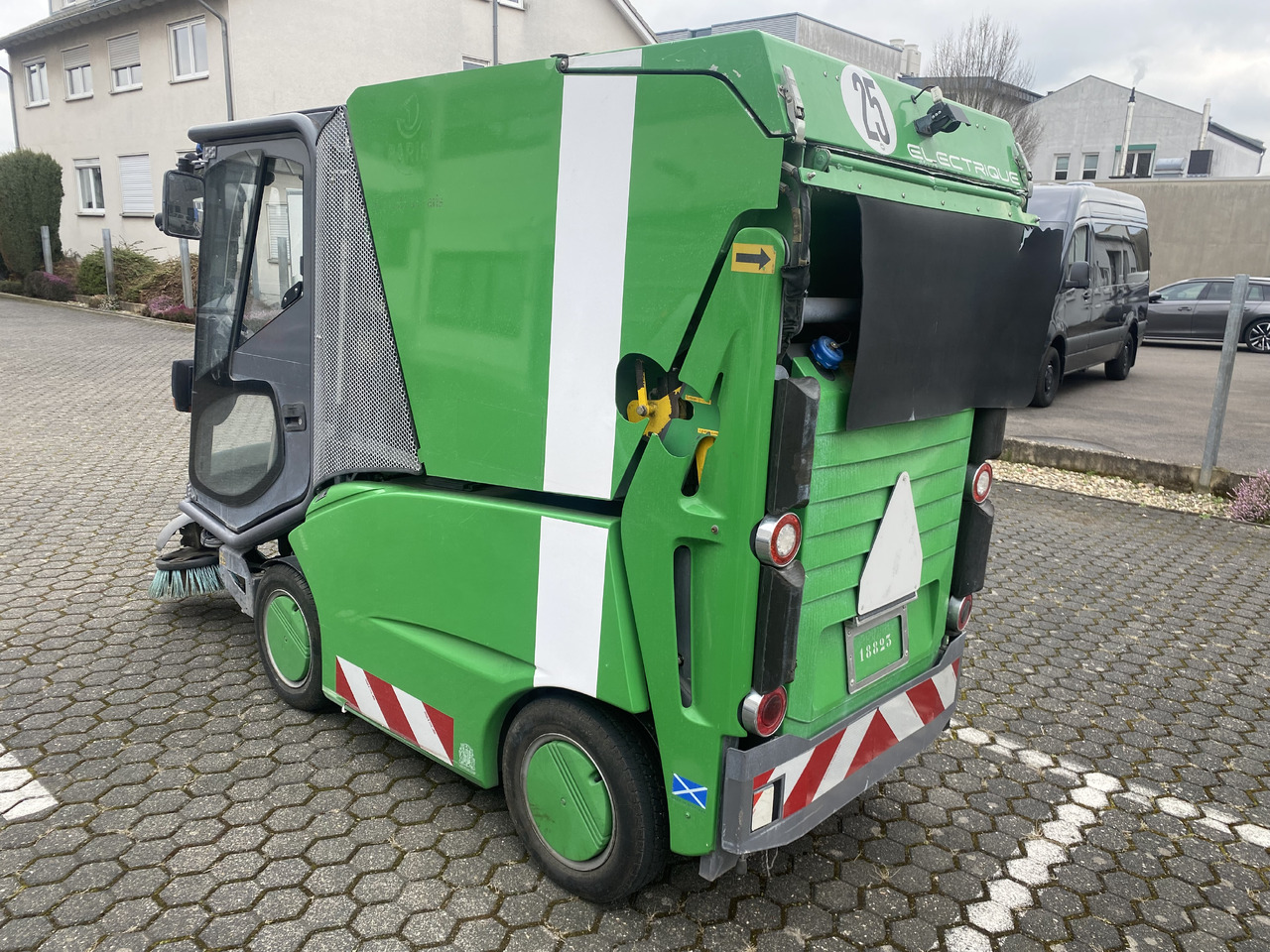 TENNANT Green Machines 500 ZE electric 500 ZE - Varredora urbana: foto 3 TENNANT Green Machines 500 ZE electric 500 ZE - Varredora urbana: foto 3