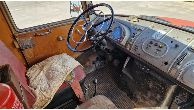 Carro de bombeiro Mercedes-Benz 1113 4X4 new tank: foto 10