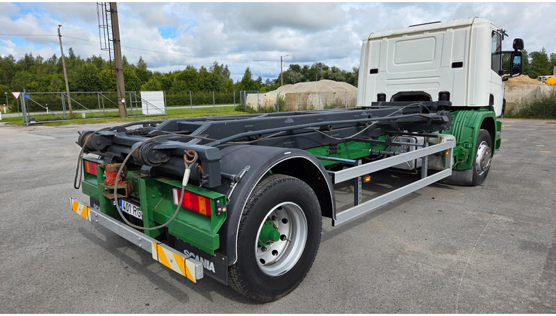 Scania P94 4X2 220 - Camião com sistema de cabo: foto 3 Scania P94 4X2 220 - Camião com sistema de cabo: foto 3