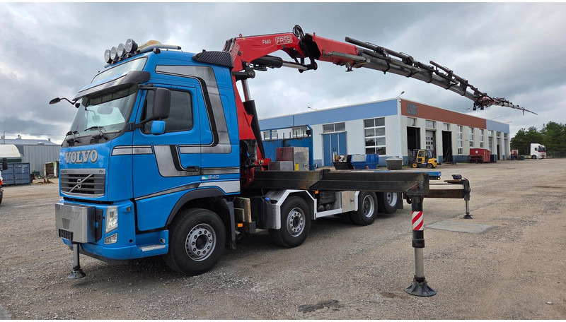 Volvo FH540 8X2 FASSI F660 + Jib max 33,5m. - Camião de caixa aberta/ Plataforma, Camião grua: foto 1 Volvo FH540 8X2 FASSI F660 + Jib max 33,5m. - Camião de caixa aberta/ Plataforma, Camião grua: foto 1