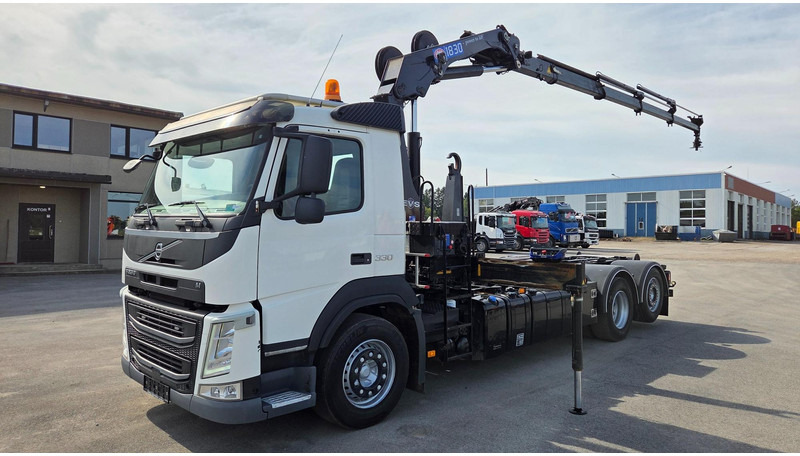 Volvo FM330 6X2*4 - Camião polibenne, Camião grua: foto 1 Volvo FM330 6X2*4 - Camião polibenne, Camião grua: foto 1