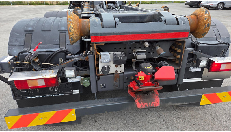 Volvo FM460 6X2*4 - Camião polibenne: foto 5 Volvo FM460 6X2*4 - Camião polibenne: foto 5