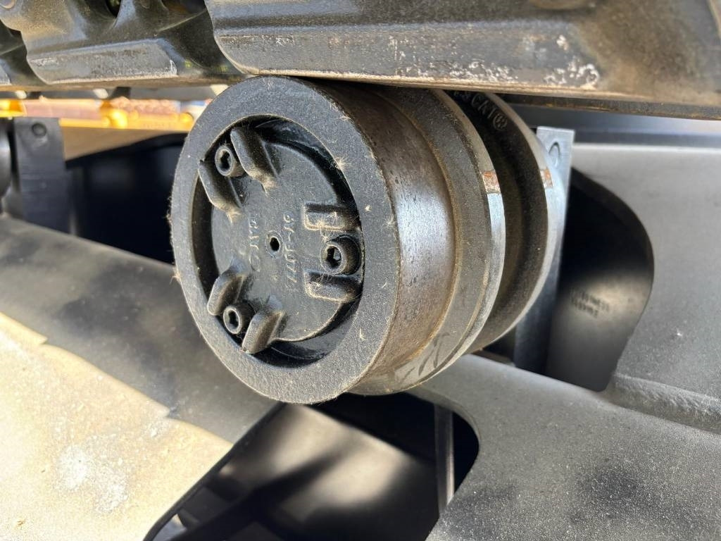 Escavadora de rastos novo CAT 336: foto 23
