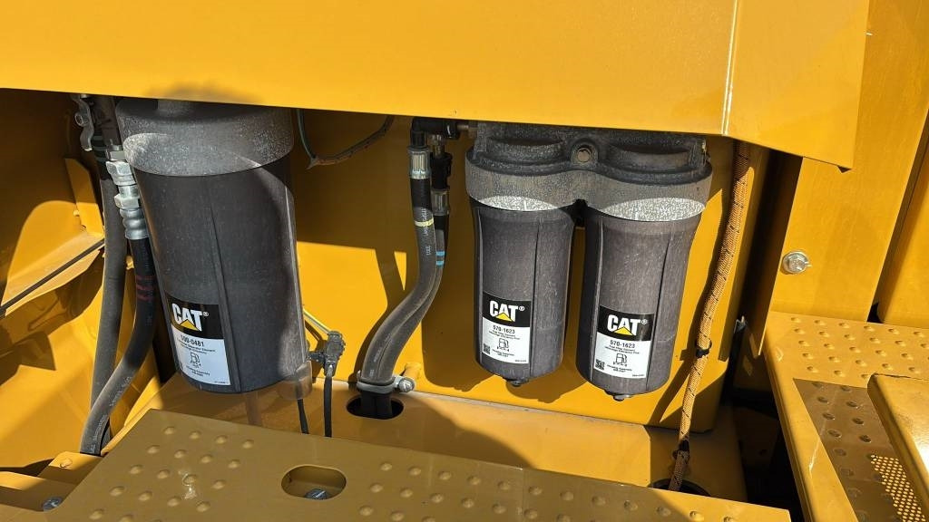 Escavadora de rastos CAT 374: foto 18