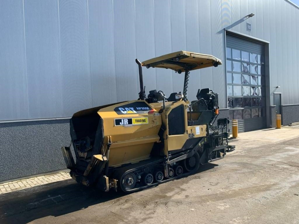 CAT AP355F - Acabadora: foto 2 CAT AP355F - Acabadora: foto 2