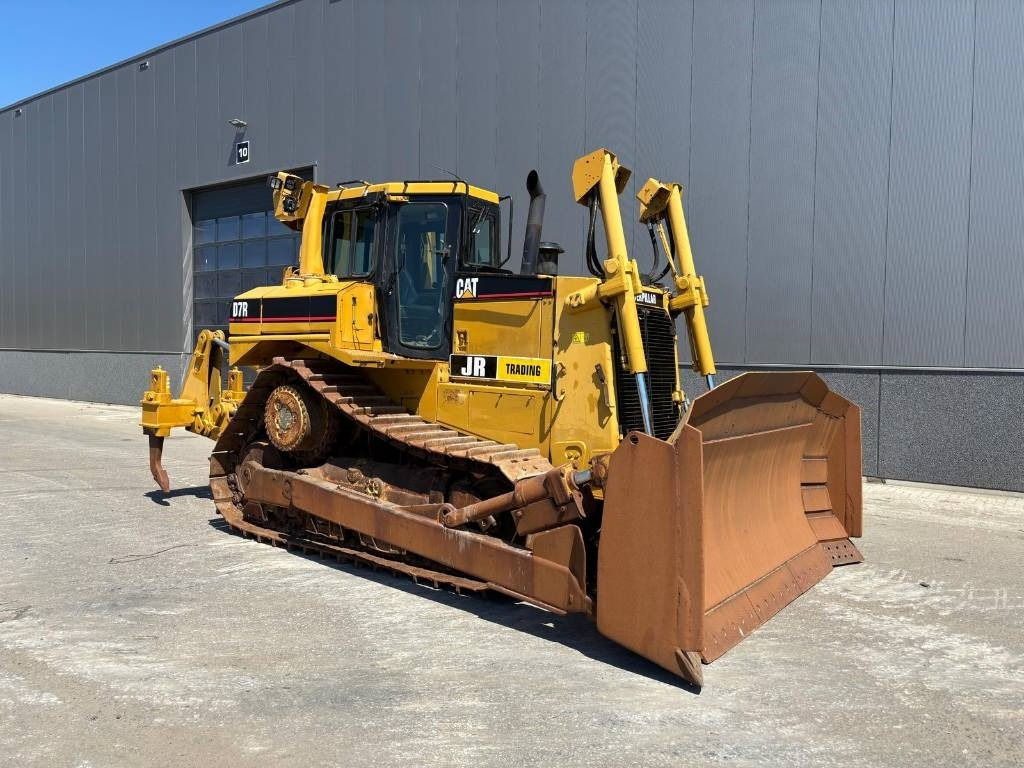 CAT D 7 R (CE certified) - Buldôzer: foto 5 CAT D 7 R (CE certified) - Buldôzer: foto 5