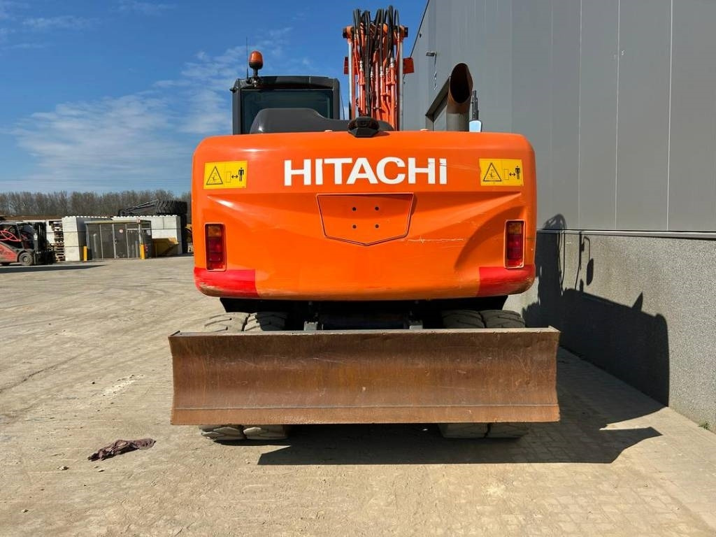 Hitachi ZX 140 W-5B - Escavadeira de rodas: foto 4 Hitachi ZX 140 W-5B - Escavadeira de rodas: foto 4