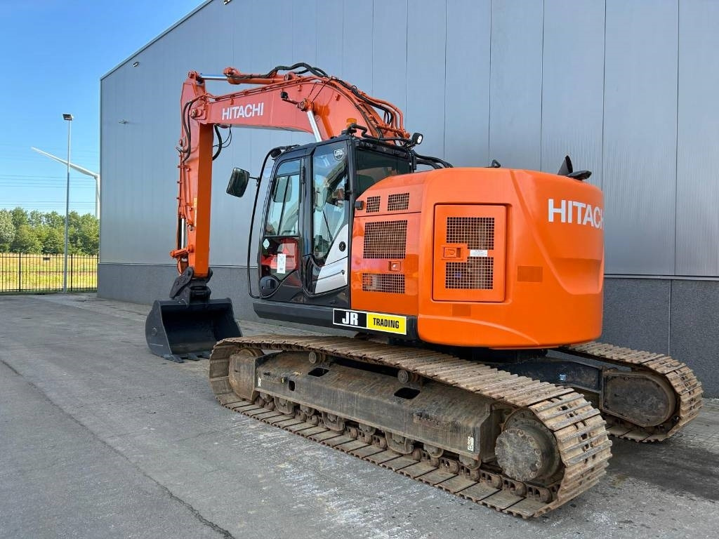 Hitachi ZX 225 US LC-6 - Escavadora de rastos: foto 3 Hitachi ZX 225 US LC-6 - Escavadora de rastos: foto 3