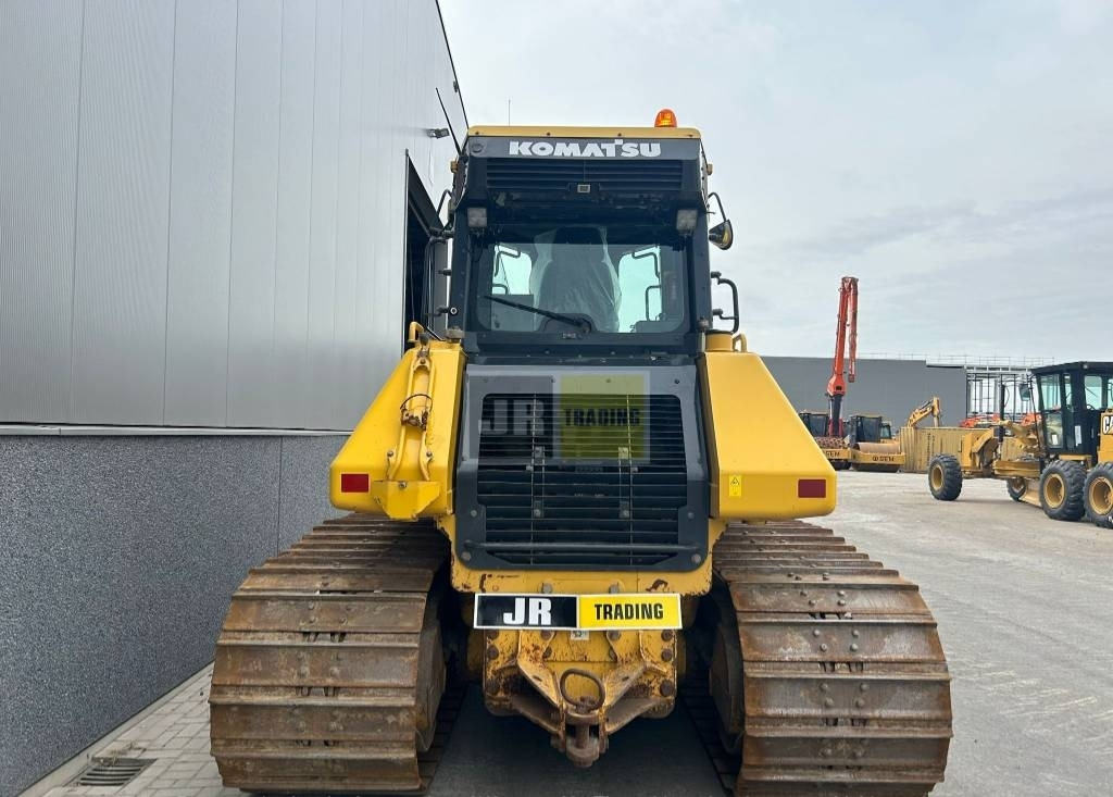 Komatsu D 61 PXI-24 (Topcon intelligent system) - Buldôzer: foto 4 Komatsu D 61 PXI-24 (Topcon intelligent system) - Buldôzer: foto 4