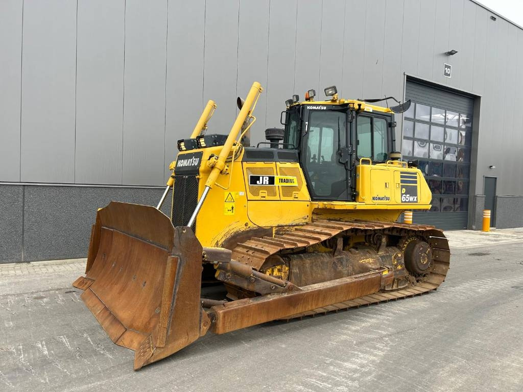Komatsu D 65 WX-18 - Buldôzer: foto 1 Komatsu D 65 WX-18 - Buldôzer: foto 1