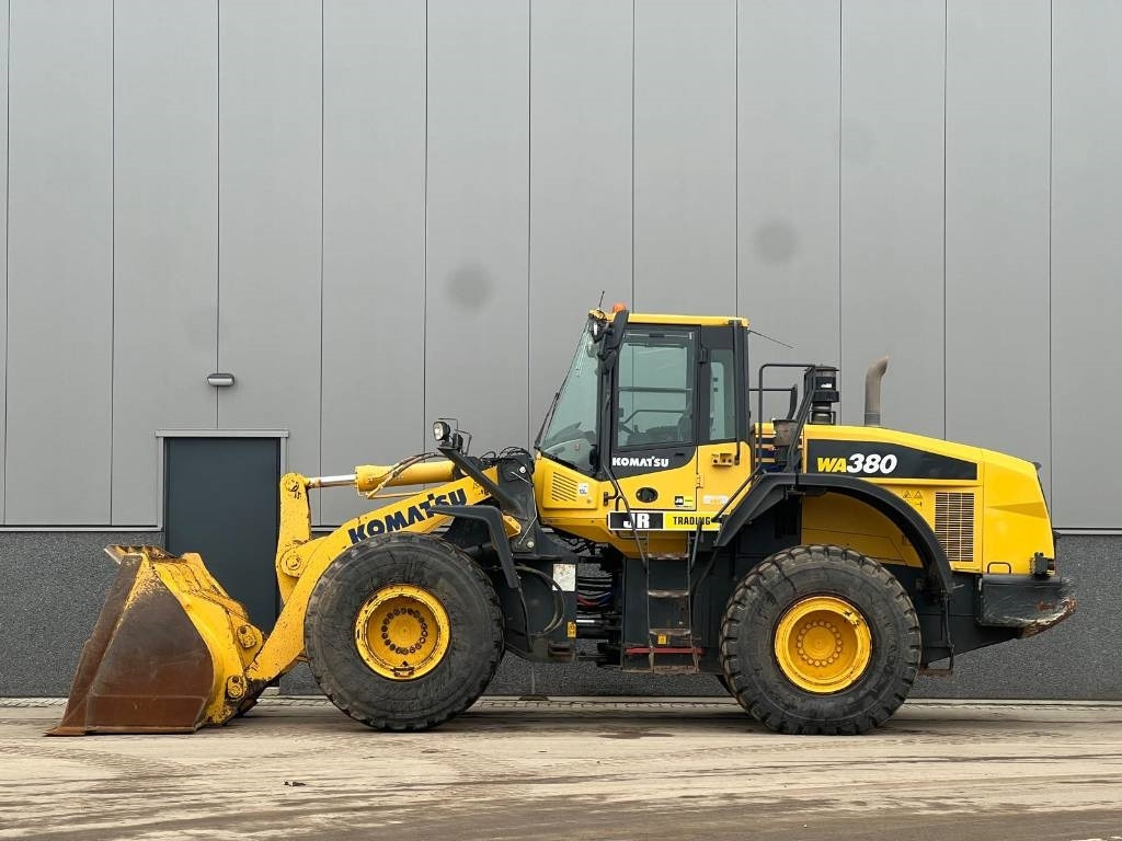 Komatsu WA 380-7 - Pá carregadora de rodas: foto 1 Komatsu WA 380-7 - Pá carregadora de rodas: foto 1