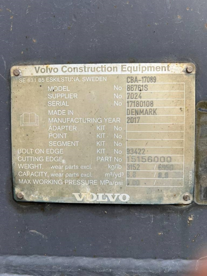 Volvo L 220 GP Bucket - Balde por Máquina de construção: foto 2 Volvo L 220 GP Bucket - Balde por Máquina de construção: foto 2