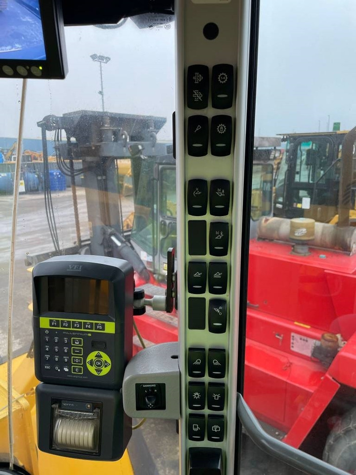 Pá carregadora de rodas Volvo L 260 H: foto 14