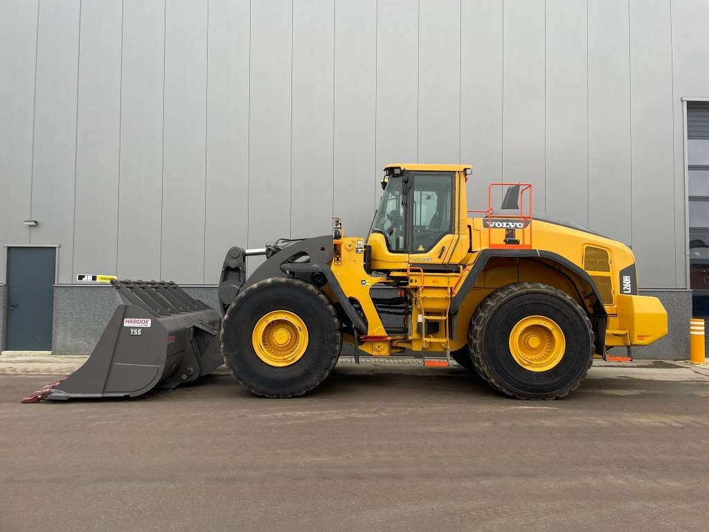 Volvo L 260 H - Pá carregadora de rodas: foto 1 Volvo L 260 H - Pá carregadora de rodas: foto 1