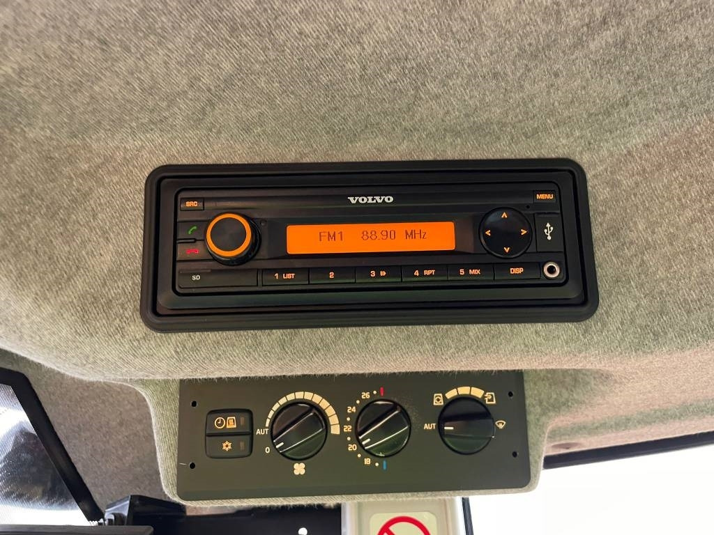 Pá carregadora de rodas Volvo L 260 H: foto 16