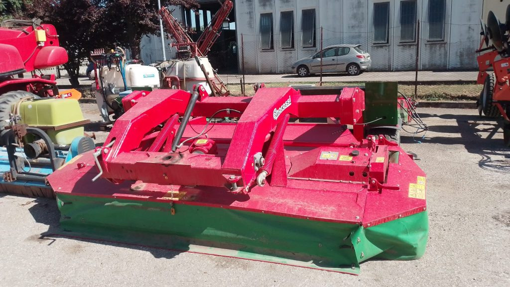 Enorossi Dmc trex 320 roll - Gadanheira: foto 4 Enorossi Dmc trex 320 roll - Gadanheira: foto 4