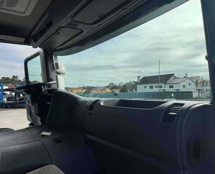Camião transporte de veículos Scania P 450: foto 19