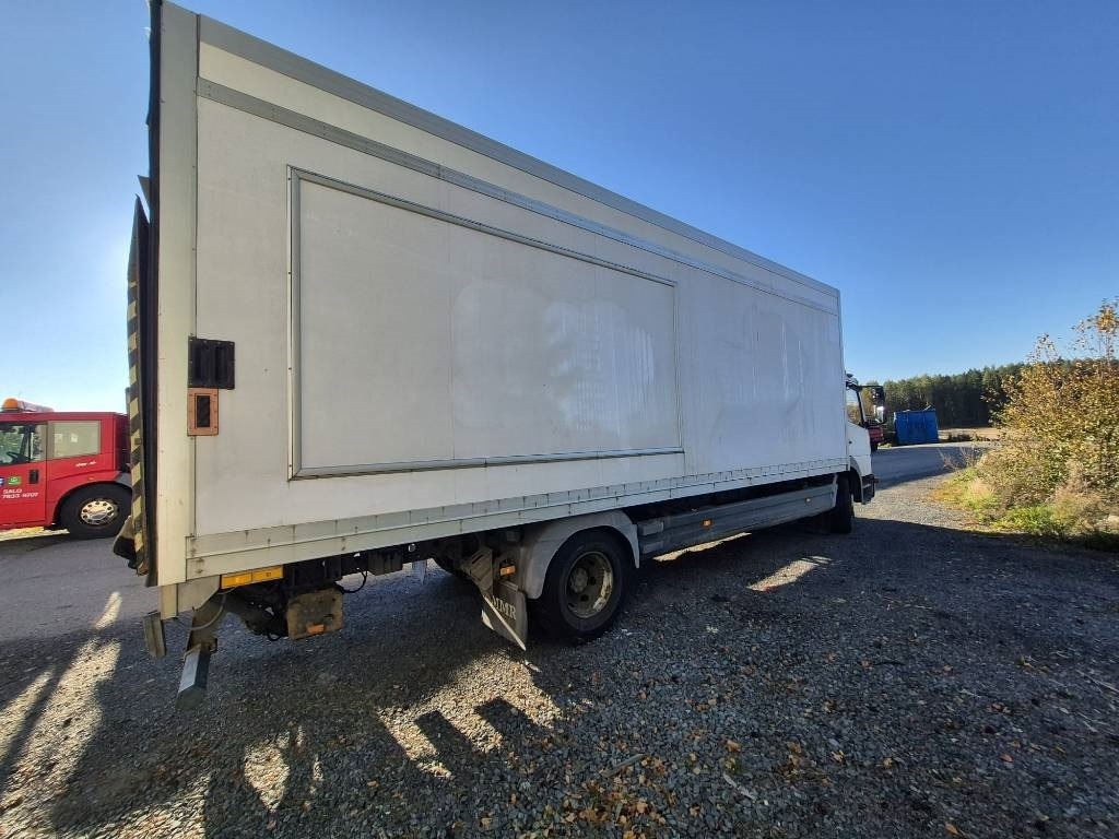 Mercedes-Benz Atego 1223 umpikori+pl nostin - Camião furgão: foto 3 Mercedes-Benz Atego 1223 umpikori+pl nostin - Camião furgão: foto 3