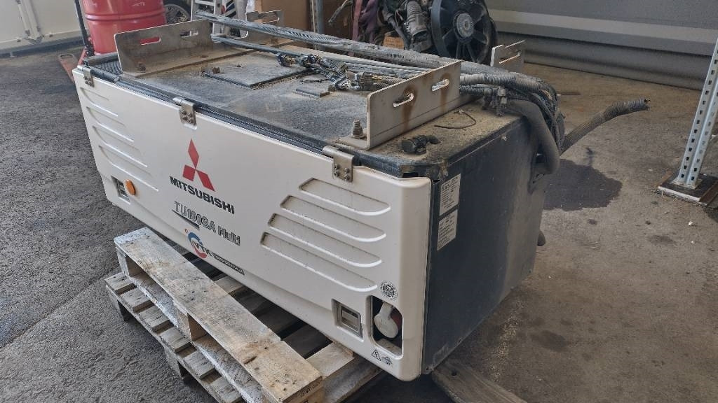 Mitsubishi TU100 SAEM Multi kylmäkone - Motor por Camião: foto 2 Mitsubishi TU100 SAEM Multi kylmäkone - Motor por Camião: foto 2