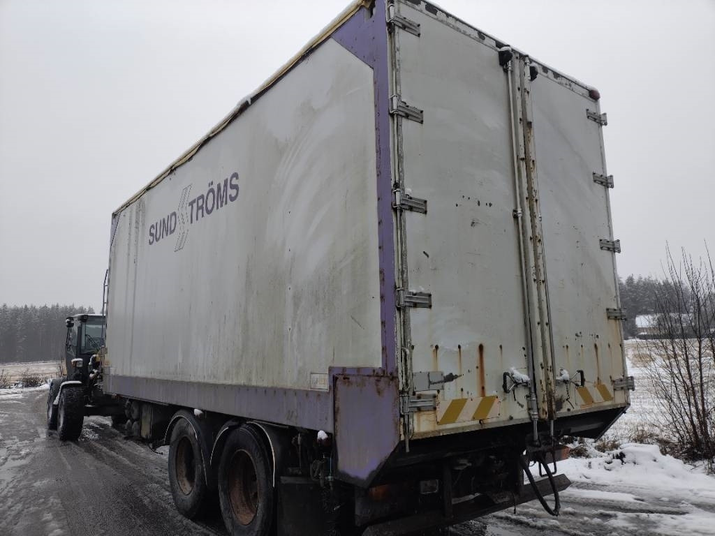 Toplift Scania Ketjupurku kärry värkki - Reboque agrícola: foto 1 Toplift Scania Ketjupurku kärry värkki - Reboque agrícola: foto 1