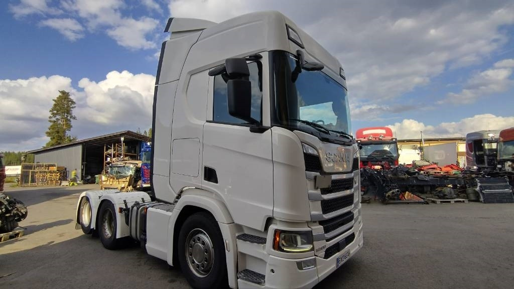 Scania R500 6x2 vetoauto, ilmajouset - Tractor: foto 2 Scania R500 6x2 vetoauto, ilmajouset - Tractor: foto 2