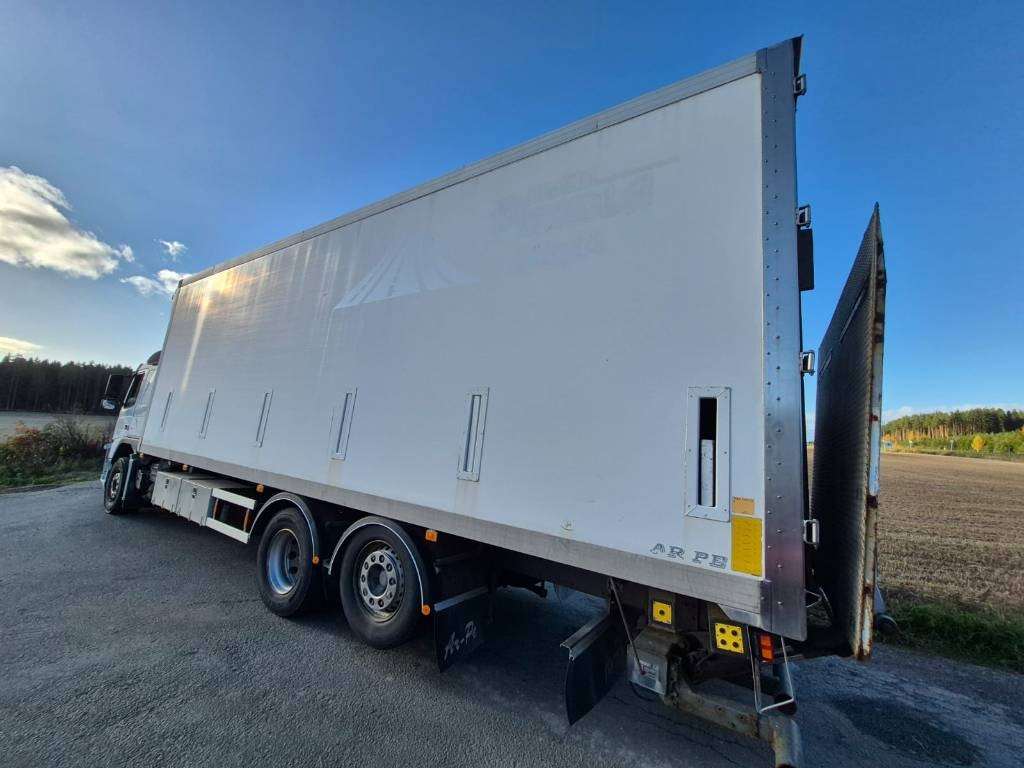 Volvo FM D11 450 6x2 umpikori+pl-nostin - Camião furgão: foto 3 Volvo FM D11 450 6x2 umpikori+pl-nostin - Camião furgão: foto 3