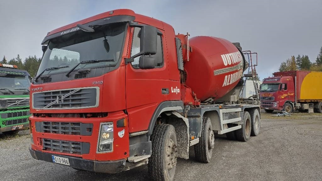 Volvo FM9 8x4 full steel,manual, mixer - Caminhão tanque: foto 1 Volvo FM9 8x4 full steel,manual, mixer - Caminhão tanque: foto 1
