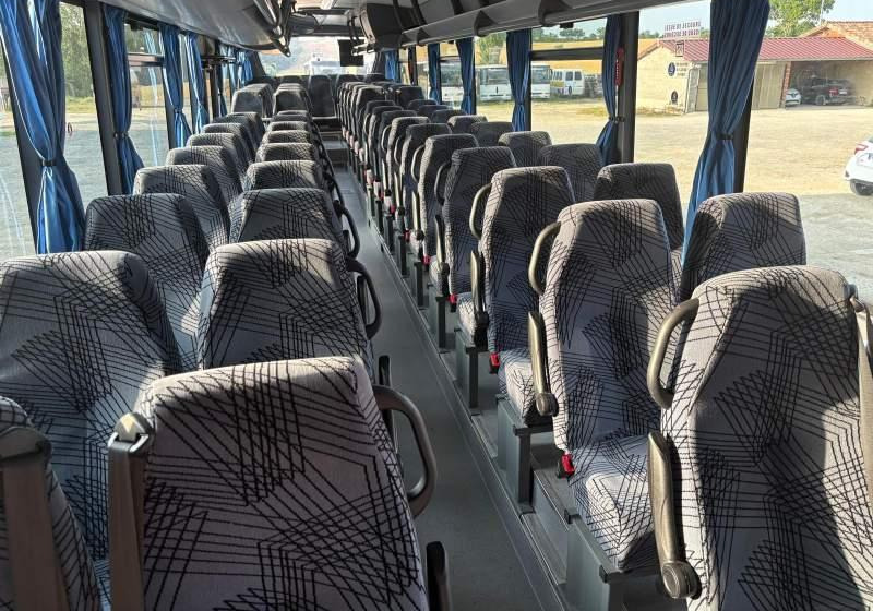 Ônibus suburbano Iveco CROSSWAY/ SPROWADZONY / 180 000 KM / MANUAL: foto 15