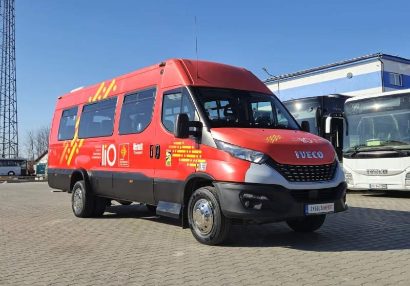 Iveco DAILY 65C18/SPROWADZONE/23 MIEJSCA/KLIM/WINDA - Minibus, Furgão de passageiros: foto 4 Iveco DAILY 65C18/SPROWADZONE/23 MIEJSCA/KLIM/WINDA - Minibus, Furgão de passageiros: foto 4