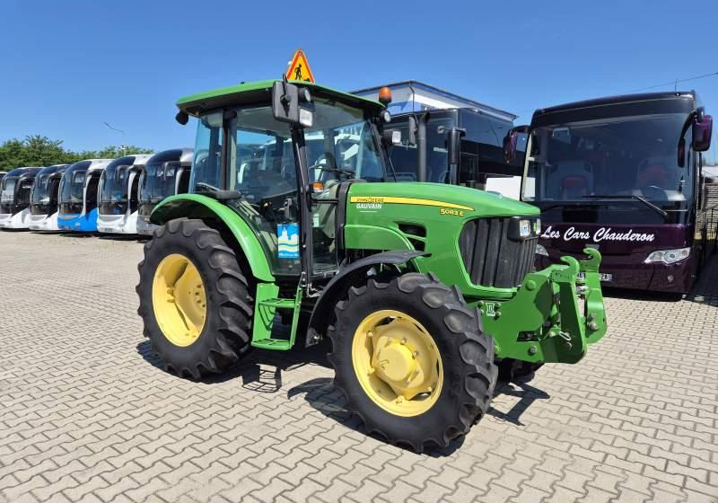 JonDeere 5083 E / SPROWADZONY / 1734 MTH / KLIMATYZACJA - Trator: foto 1 JonDeere 5083 E / SPROWADZONY / 1734 MTH / KLIMATYZACJA - Trator: foto 1