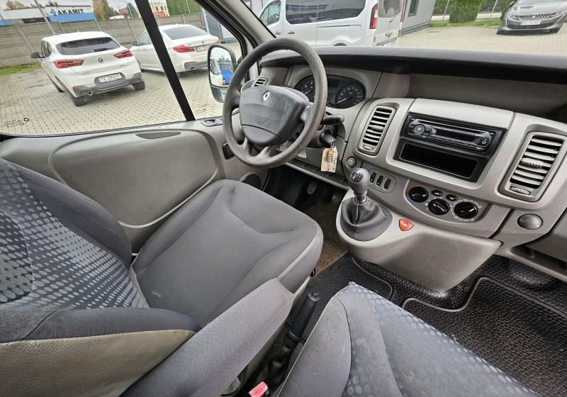 Renault TRAFIC 2.0 DCI 90 COMBI L2H1 / SPROWADZONY - Minibus, Furgão de passageiros: foto 4 Renault TRAFIC 2.0 DCI 90 COMBI L2H1 / SPROWADZONY - Minibus, Furgão de passageiros: foto 4