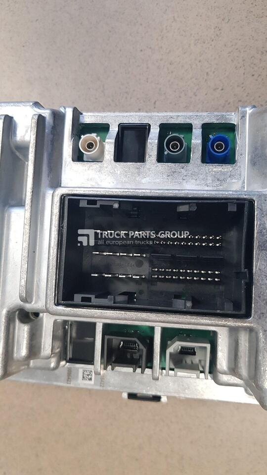 IVECO IVECO STRALIS EURO6 navi system, navigation system, multimedia system, radio audio control 5802403831, 5801677506 - Sistema de navegação por Camião: foto 5 IVECO IVECO STRALIS EURO6 navi system, navigation system, multimedia system, radio audio control 5802403831, 5801677506 - Sistema de navegação por Camião: foto 5