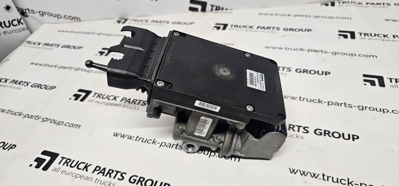 MAN TGL, TGM brake main valve modulator EBS, ABS, CBU 4800200200, 49820396200, 81521306304, 81521306285, 81521306288, 81521306292, 81521306297, 81521306300, 81521306304, 4462300152, 4800200030, 480020 - Válvula de freio por Camião: foto 4 MAN TGL, TGM brake main valve modulator EBS, ABS, CBU 4800200200, 49820396200, 81521306304, 81521306285, 81521306288, 81521306292, 81521306297, 81521306300, 81521306304, 4462300152, 4800200030, 480020 - Válvula de freio por Camião: foto 4