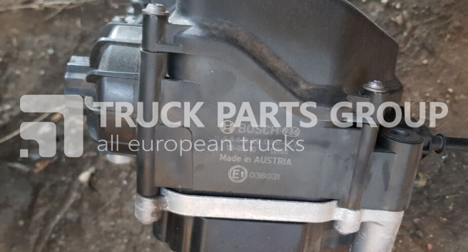 VOLVO FH4 EURO6, D13K DEF pump, Ad blue pump, urea pump unit, dosage v AdBlue pump - Sistema de escape por Camião: foto 1 VOLVO FH4 EURO6, D13K DEF pump, Ad blue pump, urea pump unit, dosage v AdBlue pump - Sistema de escape por Camião: foto 1
