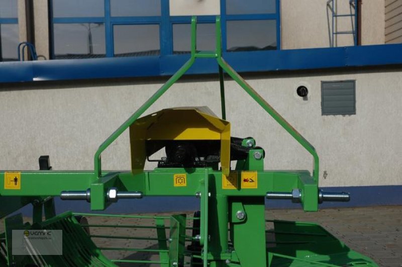 BOMET Z655 Kartoffelroder Roder Kartoffel Schwingsiebroder NEU - Colheitadeira de batatas: foto 2 BOMET Z655 Kartoffelroder Roder Kartoffel Schwingsiebroder NEU - Colheitadeira de batatas: foto 2