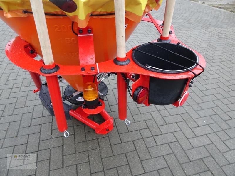Dexwal 300L Kommunal Streuer Salzstreuer Trichterstreuer NEU - Espalhador de areia/ Sal: foto 3 Dexwal 300L Kommunal Streuer Salzstreuer Trichterstreuer NEU - Espalhador de areia/ Sal: foto 3