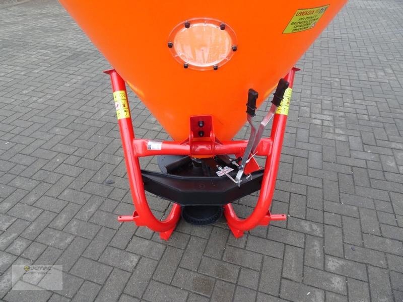 Dexwal Salzstreuer Düngerstreuer Streuer Trichterstreuer 400 Liter - Espalhador de areia/ Sal: foto 2 Dexwal Salzstreuer Düngerstreuer Streuer Trichterstreuer 400 Liter - Espalhador de areia/ Sal: foto 2