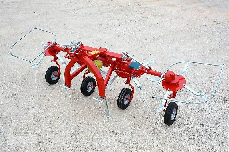 Vemac Heuwender 290 Daros 4GS Kreiselheuwender Kreiselwender NEU - Ancinho enleirador: foto 2 Vemac Heuwender 290 Daros 4GS Kreiselheuwender Kreiselwender NEU - Ancinho enleirador: foto 2