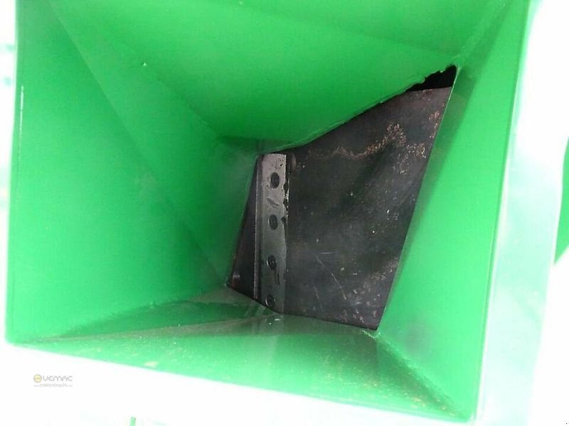 Vemac Holzhäcksler Agrifarm WOD11H Holzschredder Häcksler Hydraulik, bis 13cm Holzeinzug - Estilhaçadora de madeira: foto 1 Vemac Holzhäcksler Agrifarm WOD11H Holzschredder Häcksler Hydraulik, bis 13cm Holzeinzug - Estilhaçadora de madeira: foto 1