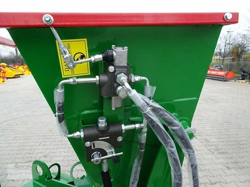 Vemac Holzhäcksler Agrifarm WOD11H Holzschredder Häcksler Hydraulik, bis 13cm Holzeinzug - Estilhaçadora de madeira: foto 2 Vemac Holzhäcksler Agrifarm WOD11H Holzschredder Häcksler Hydraulik, bis 13cm Holzeinzug - Estilhaçadora de madeira: foto 2