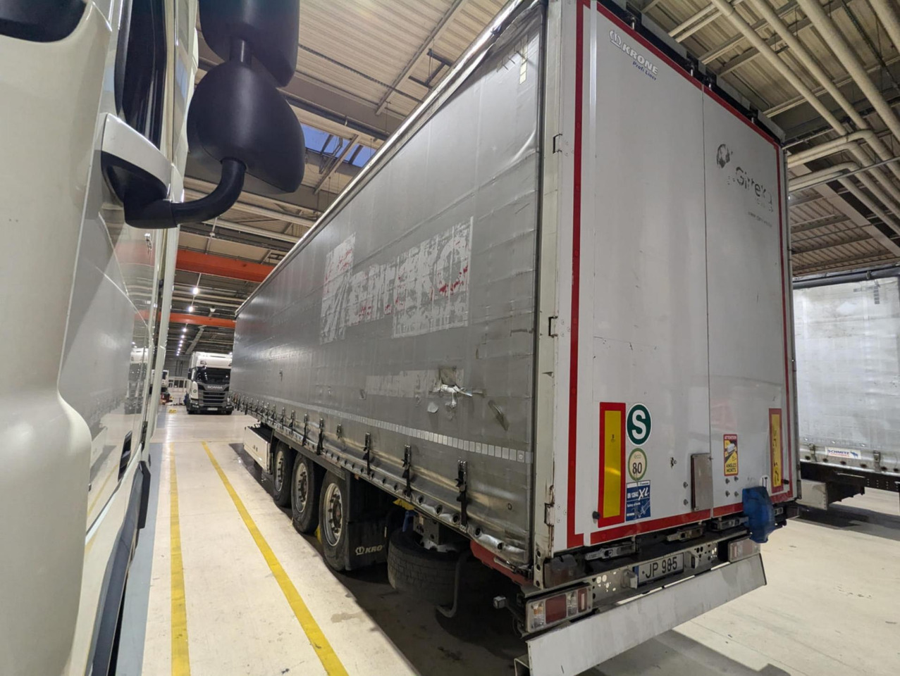 2018 Krone SDP Profi Liner Standard Lifting Axle - Semi-reboque de lona: foto 5 2018 Krone SDP Profi Liner Standard Lifting Axle - Semi-reboque de lona: foto 5