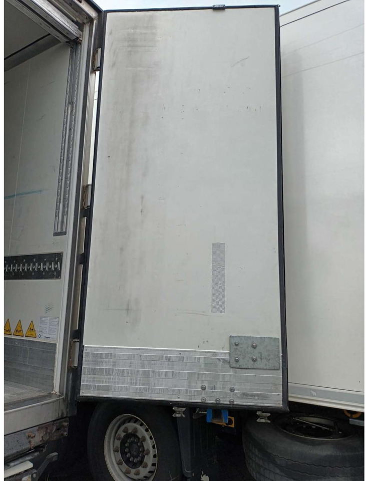 2018 Krone SDR Double Deck Cool Liner FP60 ThermoKing SLXi 300 Lifting Axle - Semi-reboque frigorífico: foto 3 2018 Krone SDR Double Deck Cool Liner FP60 ThermoKing SLXi 300 Lifting Axle - Semi-reboque frigorífico: foto 3